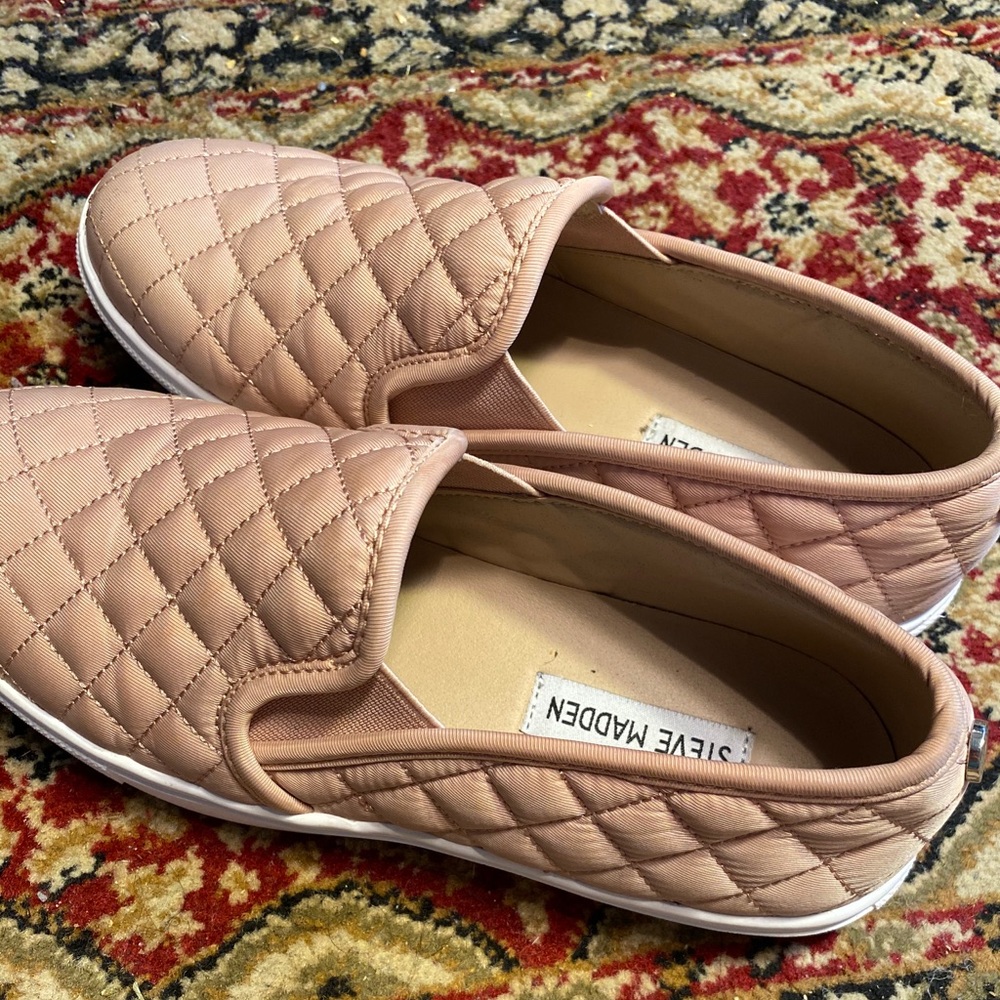 Like New Steve Madden Pink Loafers - Picture 5 of 6